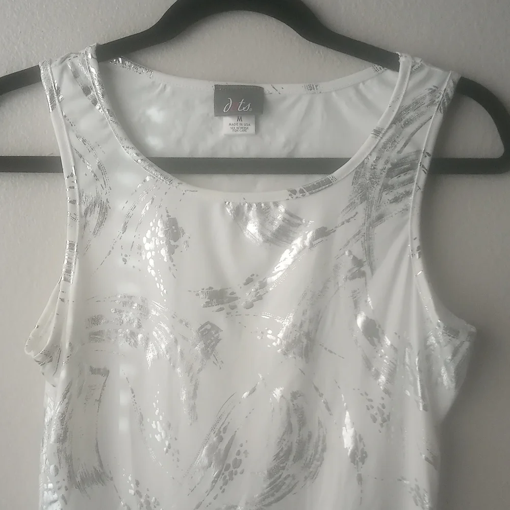 Dots Shell Top - Picture 3 of 8